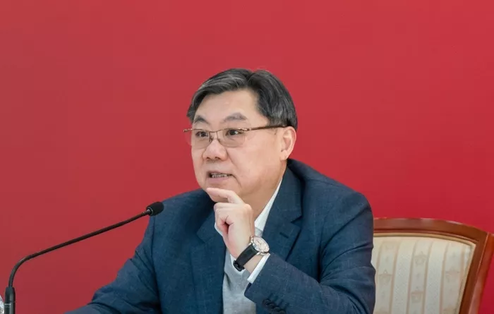 两会专访丨呼吁完善自动驾驶法规 上汽陈虹: 应针对汽车行业出台碳核算体系
